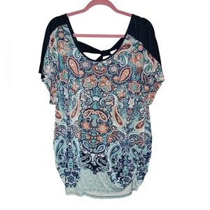 Lavish top size 3X cut out on back paisley design